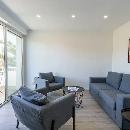 Apartamento T2 Climatisé Lumière Avec Garage